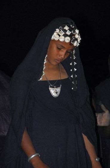 Pin By Reema Sh On Culture Tuareg People Traditional Dresses Fashion