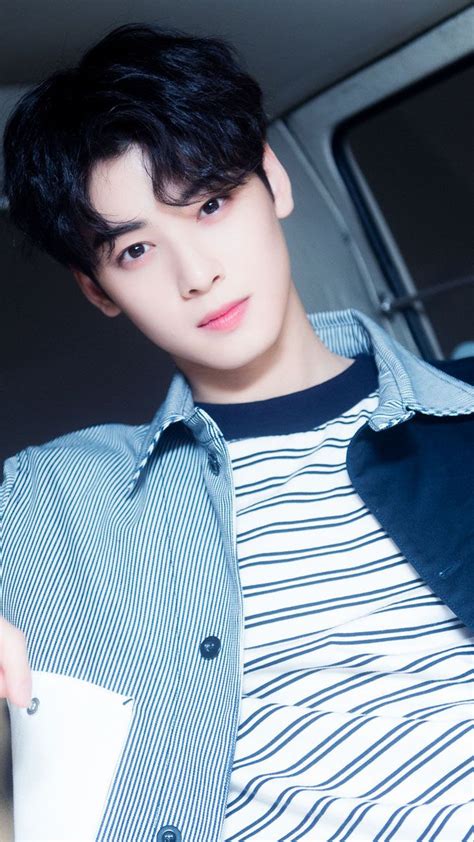 He also had a lead role on a small web drama called my romantic some recipe and another called to be continued. Pin by Rae on 3uNwO0O | Cha eun woo astro, Cute korean ...
