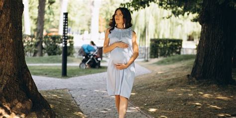7 manfaat jalan pagi untuk ibu hamil