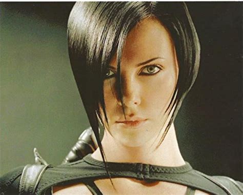 Charlize Theron Aeon Flux Hairstyle Best Haircut 2020