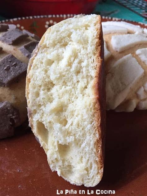 Conchas~mexican Pan De Dulce Soft Yeast Bread La Piña En La Cocina