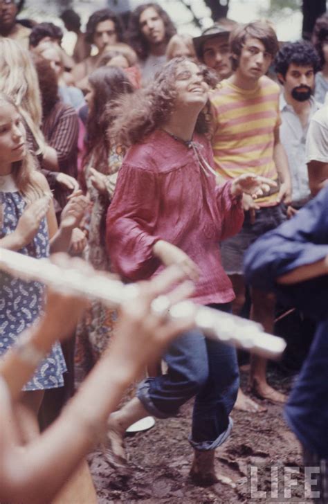 What It Was Really Like To Be At Woodstock Back In Bored Panda