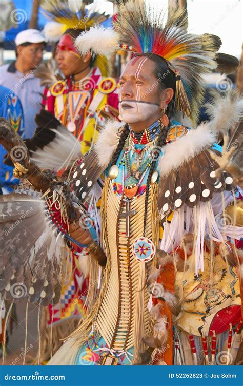 Native Americans In Full Regalia Dancing At Pow Wow Editorial Stock