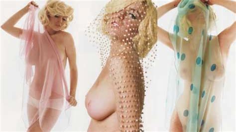 Exitoina Lindsay Lohan se desnudó para Playboy