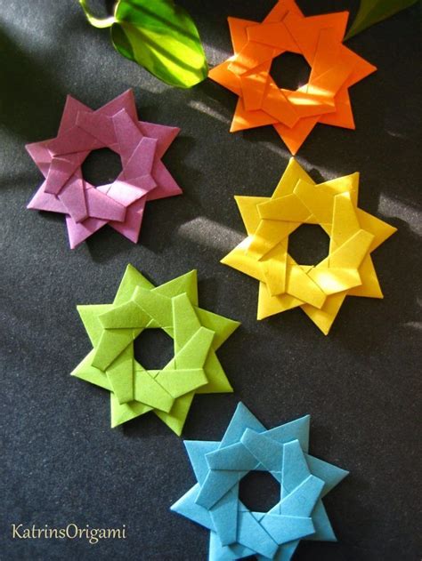 Danach beide seiten zur mitte hin falten. Origami Die Kunst Des Papierfaltens: Robin Star innen ...