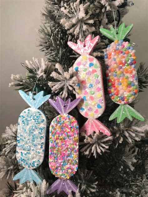 Pin By Lynn Watkins On 2nd Look In 2020 Candy Decorations Diy Candy