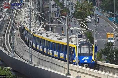 Mumbai Metro Crosses 20 Million Ridership Mark On Metro Lines 2a 7