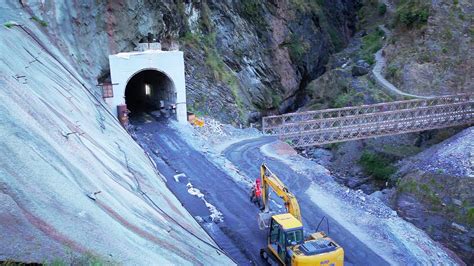 Kuthiran tunnel is an under construction tunnel in kuthiran in thrissur district of kerala state in india. KRCL Tunneling - Sangaldan Film - YouTube