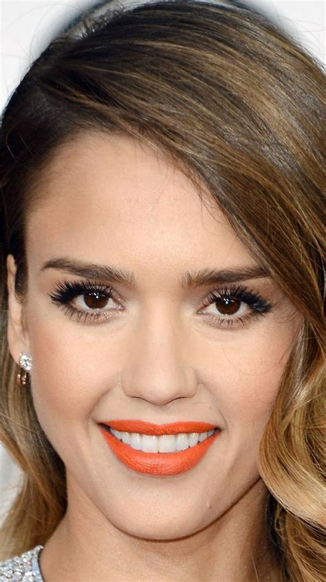 Top 10 Best Celebrity Eyebrows