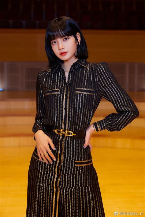 Ramai petisi boikot blackpink warganet yang selow tentu punya cara. 🍐 on Twitter in 2020 | Lisa blackpink instagram, Lalisa ...