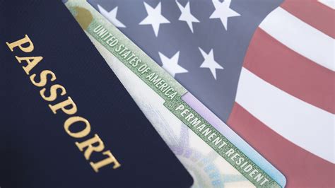 Renuncias de estadounidenses a ciudadanía alcanzó cifra récord