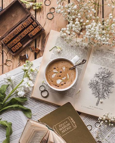 Books And Coffee Karya Seni Kopi Fotografi Kopi Fotografi Flatlay
