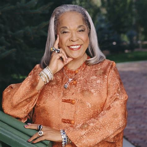 “touched By An Angel” Star Della Reese Has Died At Age 86 Brit Co