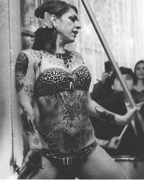 Pin By Tray On Danielle Colby Cushman Danielle Colby American