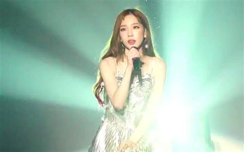 Perform Tanpa Member Snsd Kerennya Tae Yeon Bawakan All Night Di Konser Solo