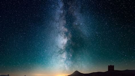Download Starry Sky Night Road Milky Way 1366x768 Wallpaper Tablet