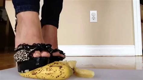 Sexy Banana Foot Crush Youtube