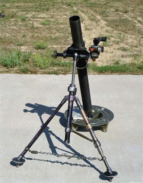 M 29 81mm Mortar