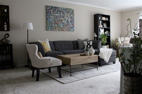 Learn how to arrange living room furniture and how to pick the right colors for your living room, too. Living Room Redo | Brick & Vine