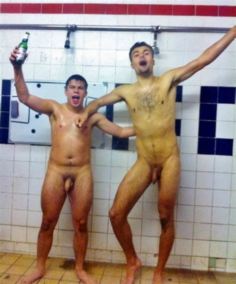 Futbolistas desnudos