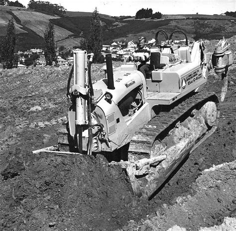 Classic Machines The Euclid C 6 Crawler Tractor Contractor Magazine