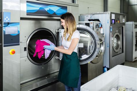 Laundry And Dry Cleaning Service Near Me In Didsbury The Laundryman App