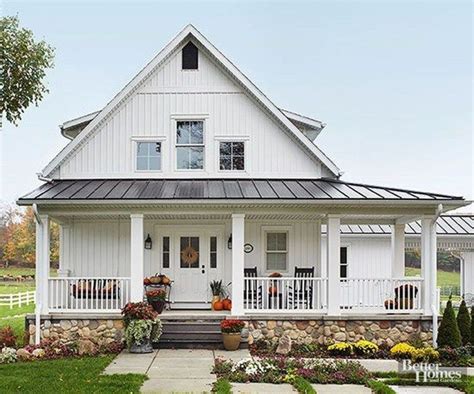 35 Elegant White Farmhouse Design Ideas To Give Beautiful Look