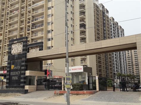 1500 Sq Ft 3 Bhk 3t Apartment For Sale In Aarcity Regency Park Sector