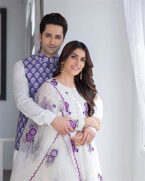 Ayeza Khan And Danish Taimoor Eid Pictures With Kids Reviewitpk