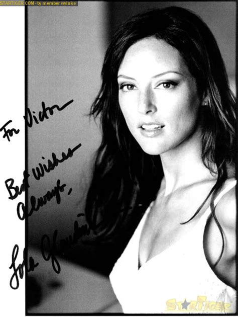 Lola Glaudini Autograph Collection Entry At Startiger