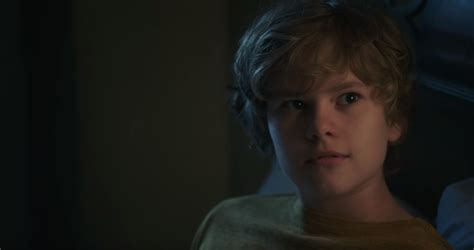 11 Year Old Good Girls Character Comes Out As Trans In Beautiful Scene