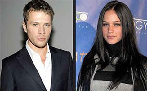 Alexis Knapp And Ryan Phillppe Have A Daughter Know All About Kai Knapp