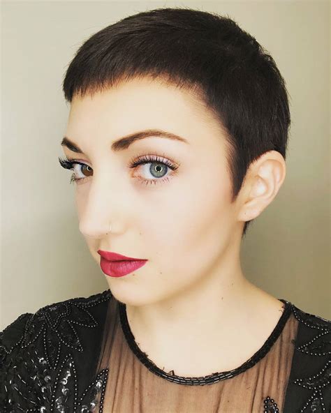 Best Very Short Haircuts For Women This Year