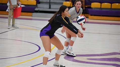 Kwu Womens Volleyball Wins Eighth Straight In Sweep Of York