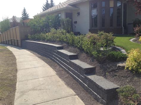 Pisa oyuncusu davide di quinzio ile novara oyuncusu davide bove sarı kartla ilk yarıyı tamamladılar. Retaining Walls Calgary - Landscaping Company | Assiniboine