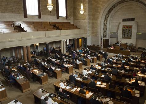 Interim Nebraska Legislative Group Mulls Changes To Committee Structure