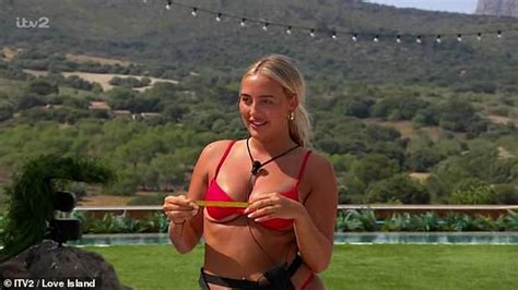 Love Island Fans Are All Saying The Same Thing About Jesss Skimpy Red