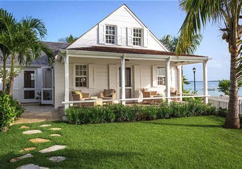 Beach Cottage In The Bahamas Home Bunch Interior Design Ideas