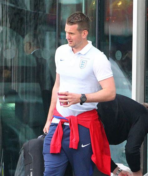 Burnley goalkeeper tom heaton has been recalled to the england national football squad for euro 2020 matches against the czech republic and montenegro, 21 months since his last cap in a friendly. Tom Heaton | England team leave the Lowry Hotel and head ...