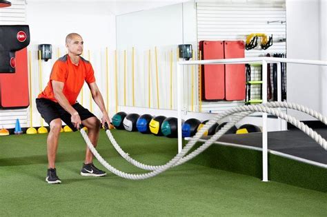 How To Use The Battle Ropes At Your Gym Hiit Workout