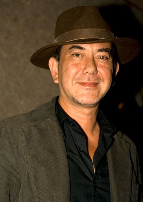 Stream tracks and playlists from chau.wong on your desktop or mobile device. Anthony WONG Chau-Sang : Biographie et filmographie