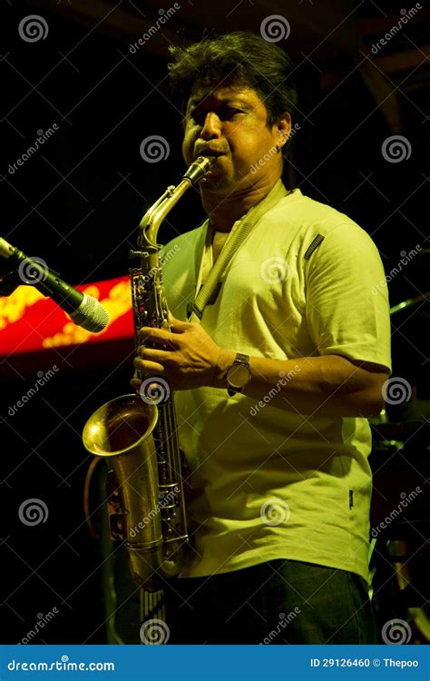 Man Blowing Saxophone Editorial Image Image Of Fingers 29126460