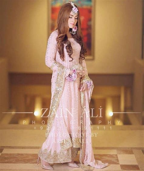 Mayoon Dress Pakistani Bridal Dresses Trendy Dresses Bridal Outfits