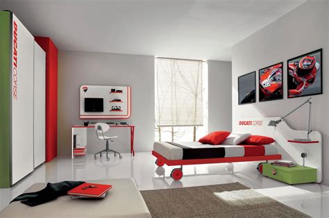 If you need boys bedroom ideas you will love this awesome adventure themed modern boys bedroom! Modern Kid's Bedroom Design Ideas