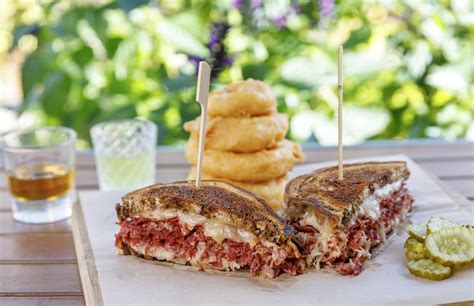 Madfish Grill Lunch Offerings: Dive into Our Midday Delicacies