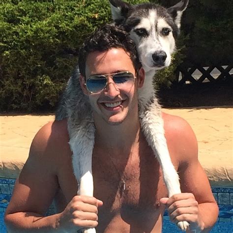 This Hot Doctor And Husky Duo Are Taking The Internet By Storm Bored Panda