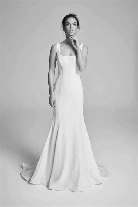 20 Timeless Wedding Dresses For The Classic Bride Suzanne Neville