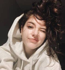 Organized crime, law and order: Ainsley Seiger Wiki, Age, Family, Height & Boyfriend ...