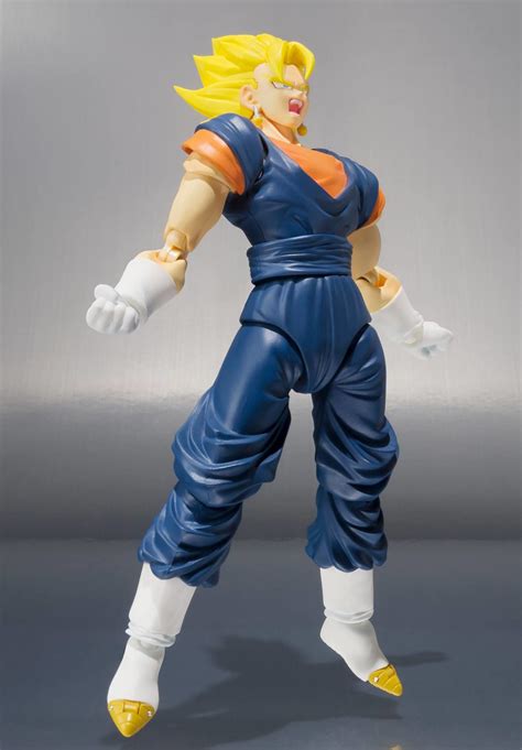 This collection began to release dragon ball dolls in 2011, and since then, and counting those that will come out at the end of the year, such as the bardock figure, they have a total of 100 figures of the characters of db, dbz and db super. Dragon Ball Z SH Figuarts Vegetto Photos & Pre-Order ...
