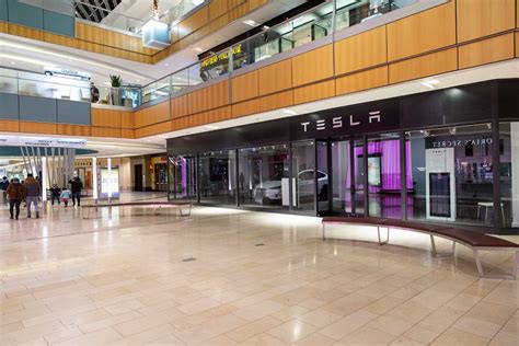 Teslas Troubles Mount Shuttered Showrooms And Sinking Shares The